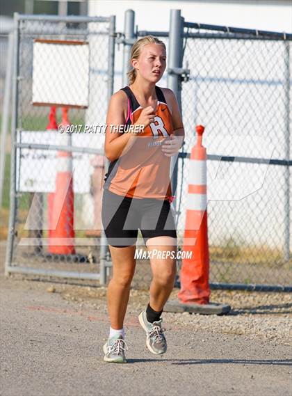 Thumbnail 2 in Nyssa Invitational photogallery.
