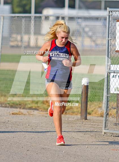 Thumbnail 2 in Nyssa Invitational photogallery.