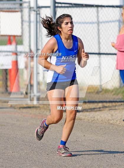 Thumbnail 1 in Nyssa Invitational photogallery.