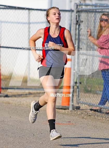 Thumbnail 3 in Nyssa Invitational photogallery.