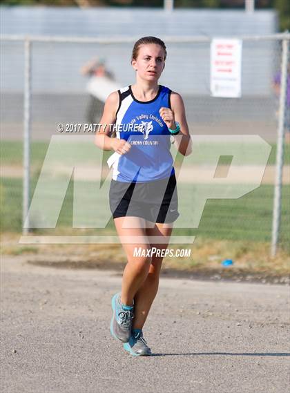 Thumbnail 1 in Nyssa Invitational photogallery.