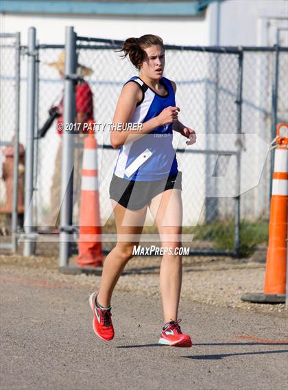 Thumbnail 2 in Nyssa Invitational photogallery.