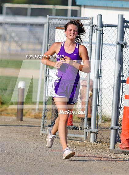 Thumbnail 2 in Nyssa Invitational photogallery.