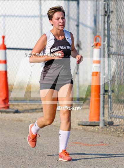 Thumbnail 3 in Nyssa Invitational photogallery.