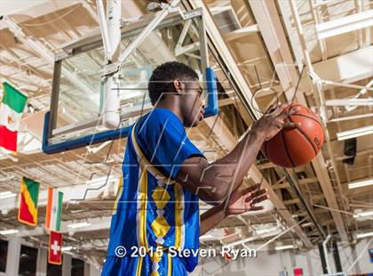 Thumbnail 3 in Regis vs Kellenberg (Tom Crotty Classic) photogallery.