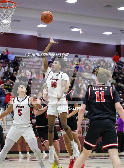 Thumbnail 3 in Horn vs. Tyler Legacy (UIL 6A D2 Area Playoff) photogallery.