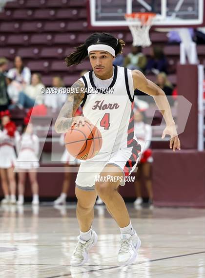 Thumbnail 1 in Horn vs. Tyler Legacy (UIL 6A D2 Area Playoff) photogallery.