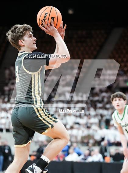 Thumbnail 3 in Rock Canyon vs ThunderRidge (CHSAA 6A Great 8) photogallery.