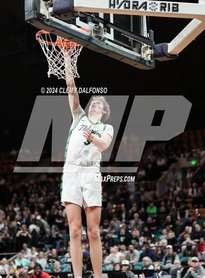 Thumbnail 2 in Rock Canyon vs ThunderRidge (CHSAA 6A Great 8) photogallery.