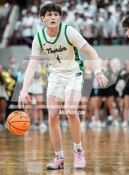 Thumbnail 1 in Rock Canyon vs ThunderRidge (CHSAA 6A Great 8) photogallery.