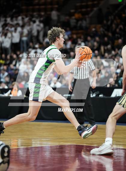 Thumbnail 3 in Rock Canyon vs ThunderRidge (CHSAA 6A Great 8) photogallery.