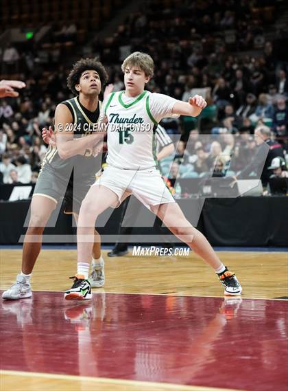 Thumbnail 3 in Rock Canyon vs ThunderRidge (CHSAA 6A Great 8) photogallery.