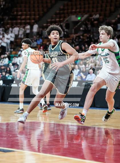 Thumbnail 2 in Rock Canyon vs ThunderRidge (CHSAA 6A Great 8) photogallery.