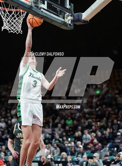 Thumbnail 2 in Rock Canyon vs ThunderRidge (CHSAA 6A Great 8) photogallery.