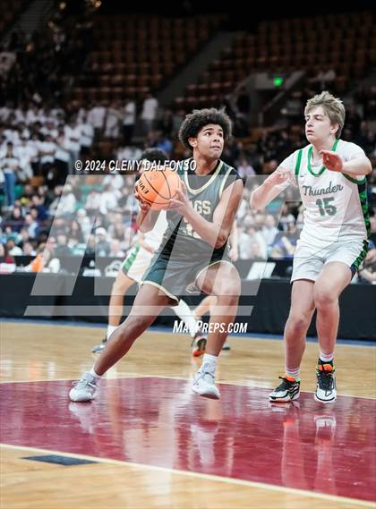 Thumbnail 1 in Rock Canyon vs ThunderRidge (CHSAA 6A Great 8) photogallery.