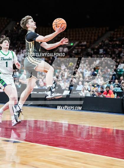 Thumbnail 1 in Rock Canyon vs ThunderRidge (CHSAA 6A Great 8) photogallery.