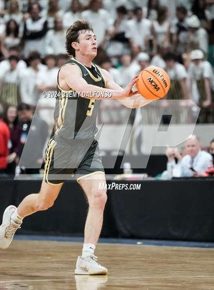 Thumbnail 1 in Rock Canyon vs ThunderRidge (CHSAA 6A Great 8) photogallery.