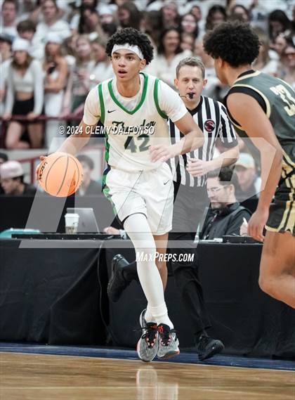 Thumbnail 3 in Rock Canyon vs ThunderRidge (CHSAA 6A Great 8) photogallery.