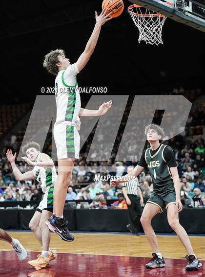 Thumbnail 3 in Rock Canyon vs ThunderRidge (CHSAA 6A Great 8) photogallery.