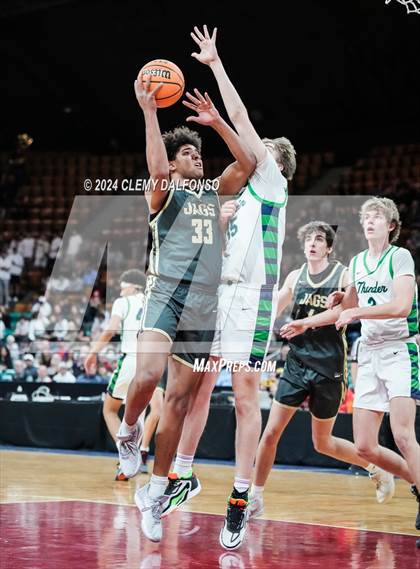 Thumbnail 3 in Rock Canyon vs ThunderRidge (CHSAA 6A Great 8) photogallery.