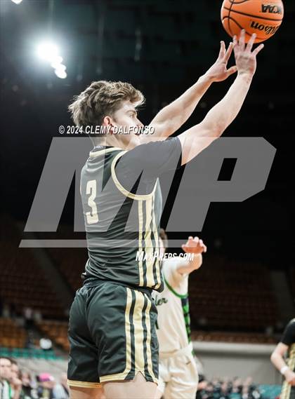 Thumbnail 2 in Rock Canyon vs ThunderRidge (CHSAA 6A Great 8) photogallery.