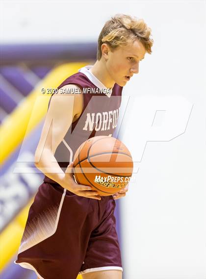 Thumbnail 1 in Norfolk @ Bellevue West photogallery.