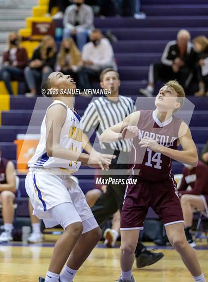 Thumbnail 1 in Norfolk @ Bellevue West photogallery.