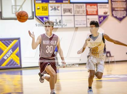 Thumbnail 1 in Norfolk @ Bellevue West photogallery.