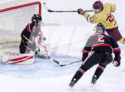 Thumbnail 2 in Pope Francis vs Boston College High (MIAA Division 1A) photogallery.