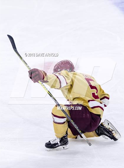 Thumbnail 3 in Pope Francis vs Boston College High (MIAA Division 1A) photogallery.