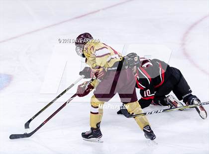 Thumbnail 1 in Pope Francis vs Boston College High (MIAA Division 1A) photogallery.