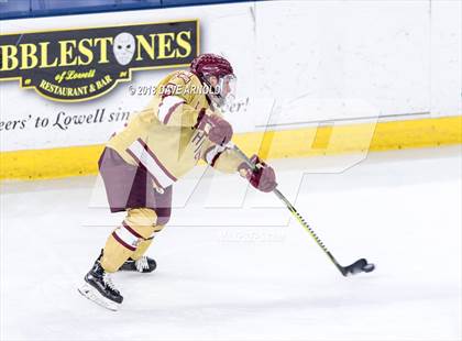 Thumbnail 2 in Pope Francis vs Boston College High (MIAA Division 1A) photogallery.