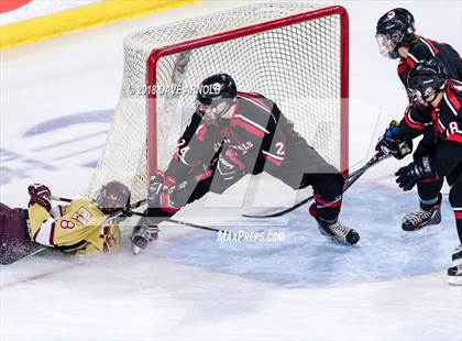 Thumbnail 2 in Pope Francis vs Boston College High (MIAA Division 1A) photogallery.