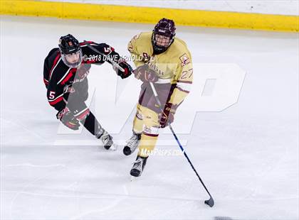 Thumbnail 2 in Pope Francis vs Boston College High (MIAA Division 1A) photogallery.