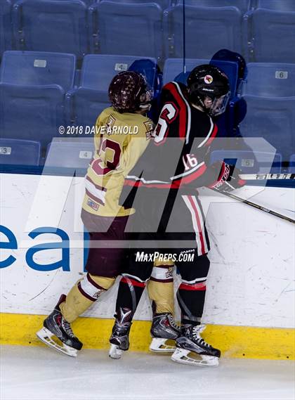 Thumbnail 3 in Pope Francis vs Boston College High (MIAA Division 1A) photogallery.