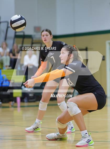 Thumbnail 3 in St. John Lutheran @ Trinity Catholic photogallery.