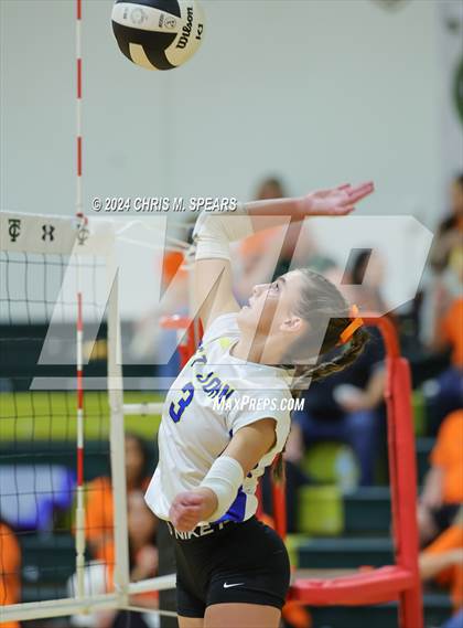 Thumbnail 2 in St. John Lutheran @ Trinity Catholic photogallery.