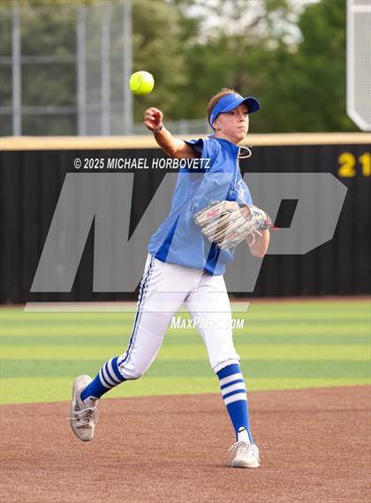 Thumbnail 2 in Midlothian @ Melissa (UIL 5A D1 Girls Softball Regional Semi-Final) photogallery.
