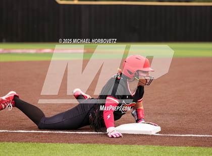 Thumbnail 2 in Midlothian @ Melissa (UIL 5A D1 Girls Softball Regional Semi-Final) photogallery.