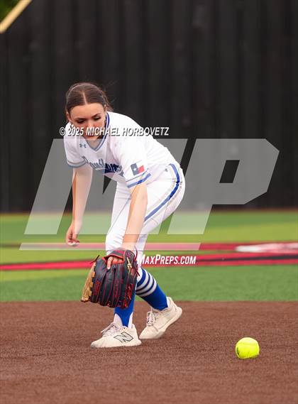 Thumbnail 1 in Midlothian @ Melissa (UIL 5A D1 Girls Softball Regional Semi-Final) photogallery.