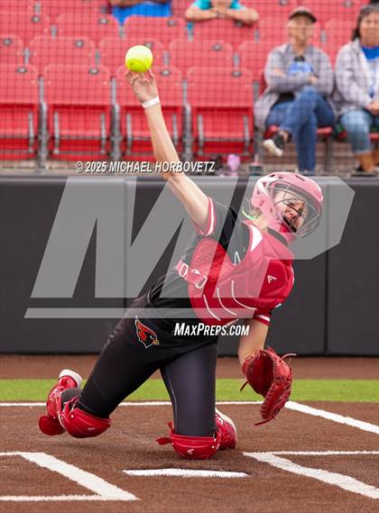 Thumbnail 2 in Midlothian @ Melissa (UIL 5A D1 Girls Softball Regional Semi-Final) photogallery.