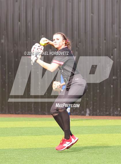 Thumbnail 2 in Midlothian @ Melissa (UIL 5A D1 Girls Softball Regional Semi-Final) photogallery.