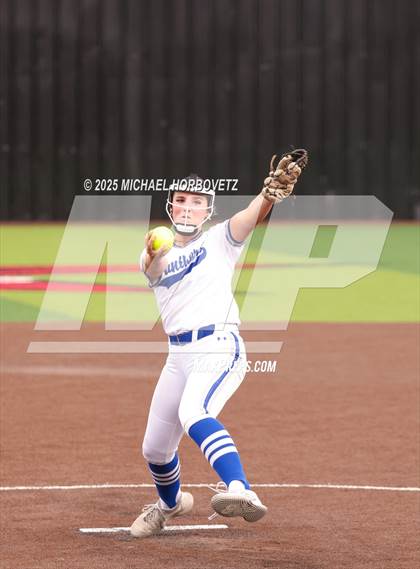 Thumbnail 1 in Midlothian @ Melissa (UIL 5A D1 Girls Softball Regional Semi-Final) photogallery.
