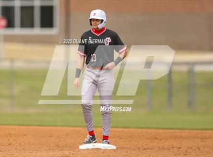 Thumbnail 1 in Lewisburg vs. Petal photogallery.