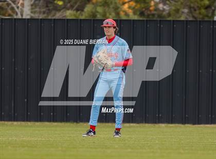 Thumbnail 1 in Lewisburg vs. Petal photogallery.