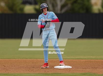 Thumbnail 1 in Lewisburg vs. Petal photogallery.