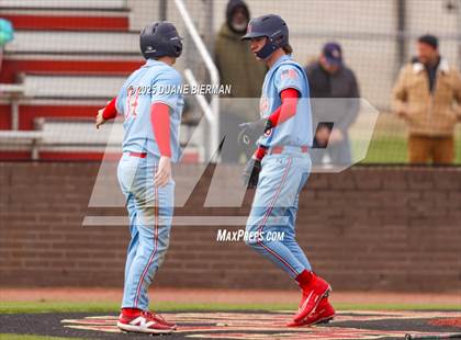 Thumbnail 1 in Lewisburg vs. Petal photogallery.