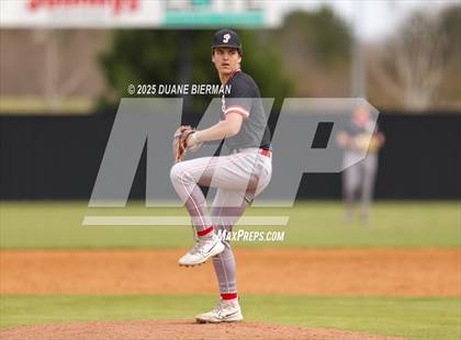 Thumbnail 1 in Lewisburg vs. Petal photogallery.