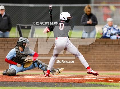 Thumbnail 1 in Lewisburg vs. Petal photogallery.