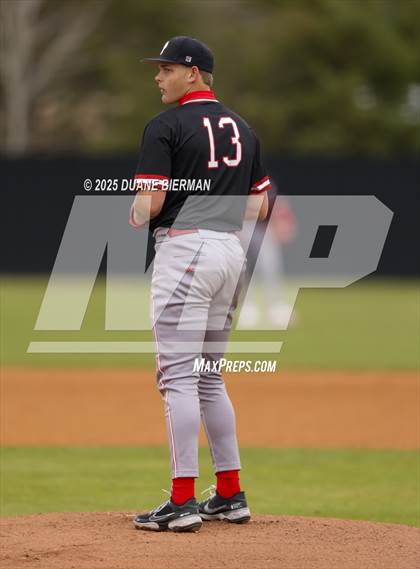 Thumbnail 1 in Lewisburg vs. Petal photogallery.